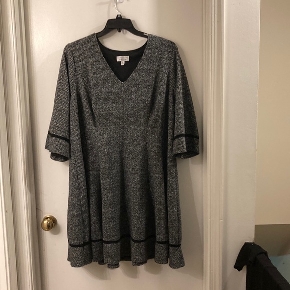 Signature by Robbie Bee plus size dress - Picture 1 of 3